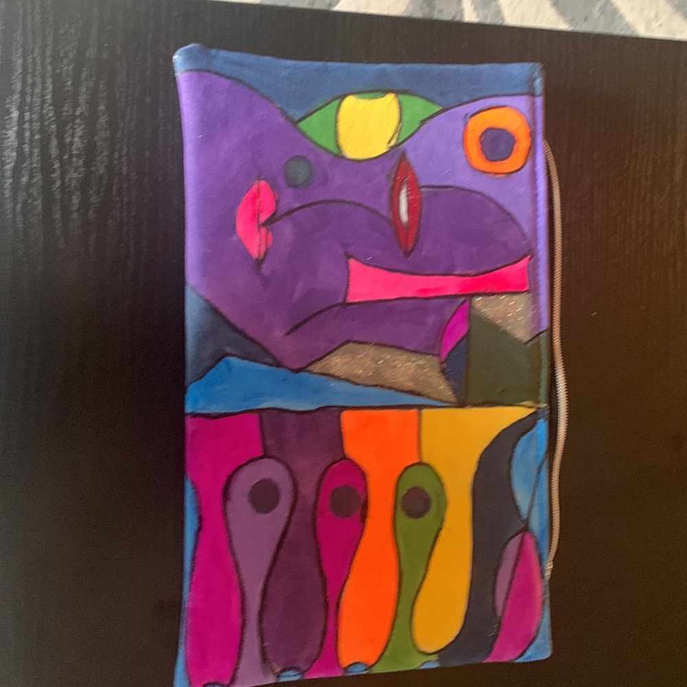 Hand painted Bag Crush clutch zip closure - Picture 8 of 8